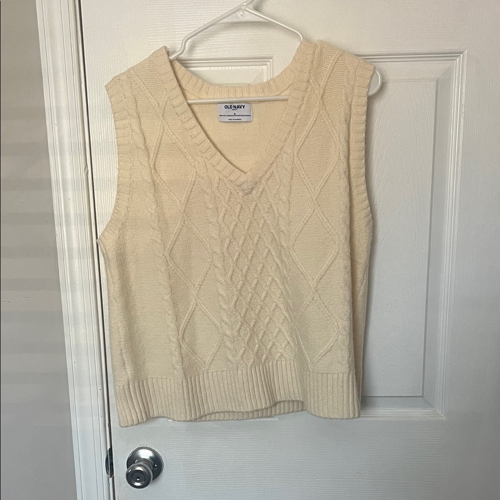 Old Navy Women's V-Neck Sweater Vest - Cream